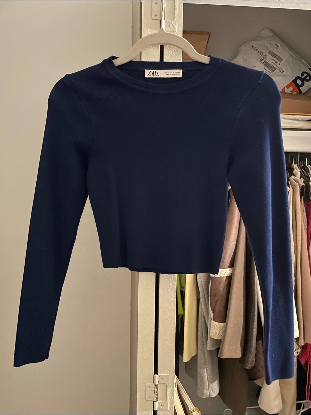 ZARA Navy Long-Sleeve Cropped Crewneck Top
